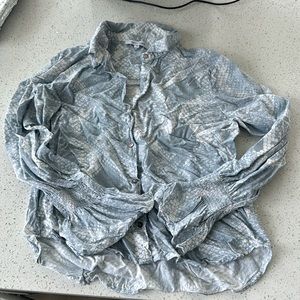 Olivaceous button up blouse size M